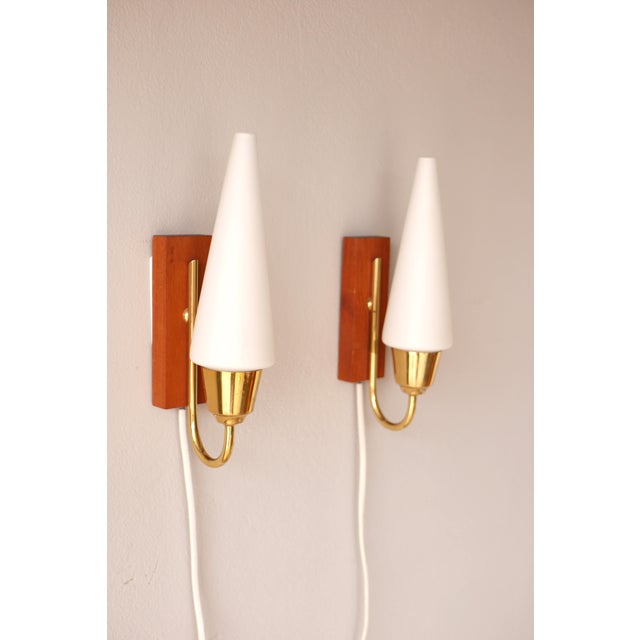 Mid-Century Scandinavian Modern Wall Lamps with Teak Panels attributed to Örsjö, Set of 2 For Sale - Image 9 of 13