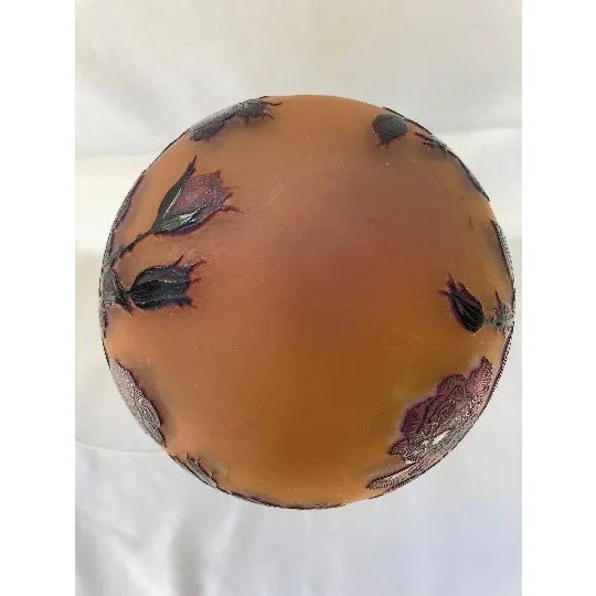 Antique 1910s Art Nouveau Paul Nicolas d'Argental French Carved Roses Cameo Art Glass Lamp For Sale In West Palm - Image 6 of 7