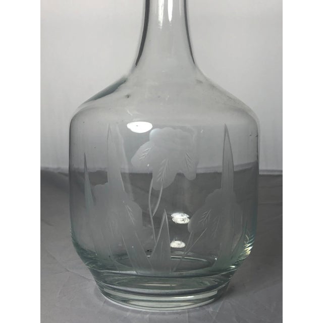 Mid 20th Century Mid-Century Modern Flower/Grass Etched Glass Carafe Stopper For Sale - Image 5 of 7