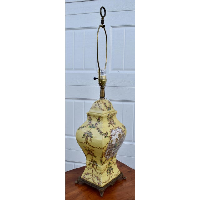 Ceramic Vintage Chinese Hand Painted Ginger Jar Table Lamp W/Ornate Brass Base For Sale - Image 7 of 12