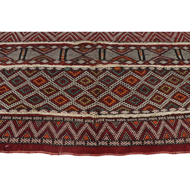 Berber Tribes of Morocco Vintage Zemmour Moroccan Kilim Rug - 04'11 X 08'04 For Sale - Image 4 of 12