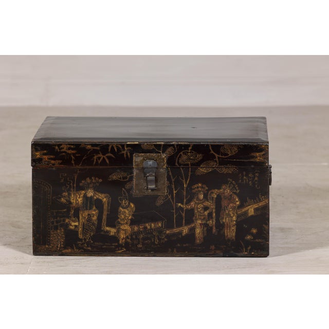 Early 20th Century Hand-Painted Black and Gold Lacquer Trunk with Court Scene, Late Qing Dynasty For Sale - Image 10 of 12