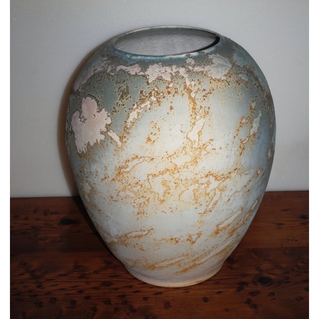 1970s 1970s Tony Evans Raku "Ancient Sands" Large Martaban Style Vessel, Signed For Sale - Image 5 of 7