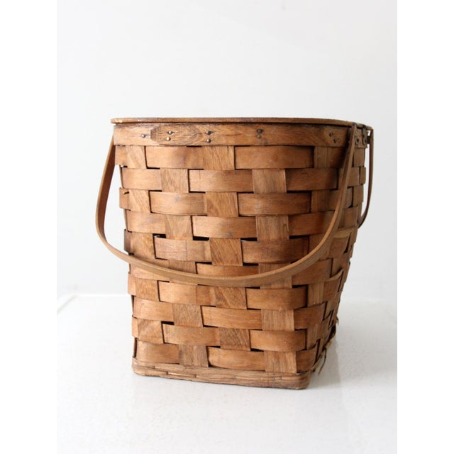 Farmhouse Vintage Splint Weave Picnic Basket For Sale - Image 3 of 11