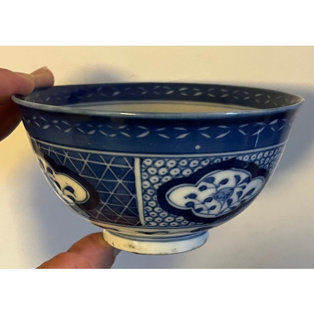 Japanese Antique 18th Century Edo Period Japanese Blue & White Porcelain Small Footed Bowl For Sale - Image 3 of 16