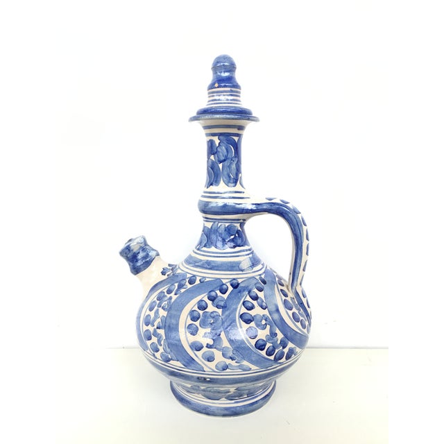 1920s 20th Century Glazed Earthenware Spanish Blue and White Painted Pitcher With Top For Sale - Image 5 of 6