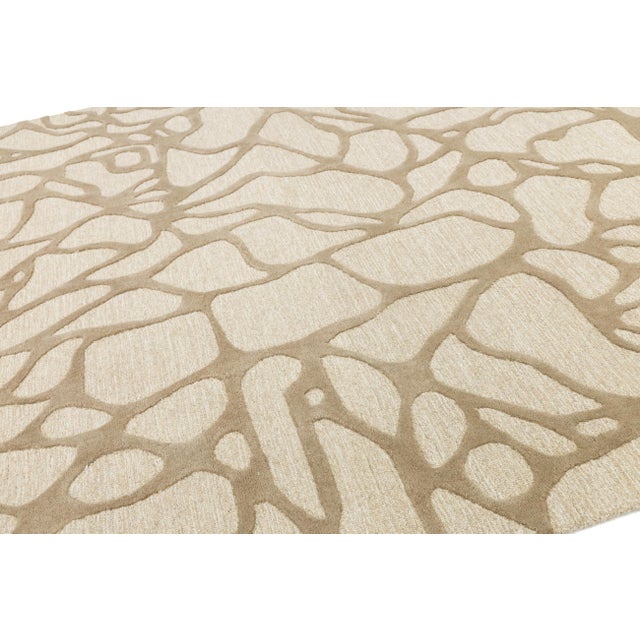 8x10 Organic Hand-Tufted Wool Area Rug - Sand & Cream Modern Abstract For Sale - Image 4 of 10