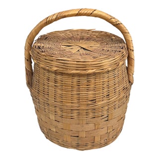 1970s Handmade Vintage Large Wicker Basket With Matching Lid For Sale