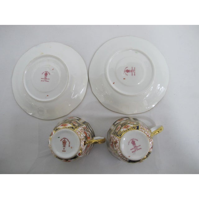 Early 20th Century Royal Crown Derby 2451 Traditional Imari Bone China Scallop Tea Cup & Saucer Set - 4pcs For Sale In Portland, OR - Image 6 of 11