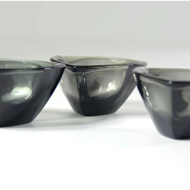 Mid-Century Bowls by Kaj Franck for Nuutajärvi Notsjö, Set of 3 For Sale - Image 4 of 8