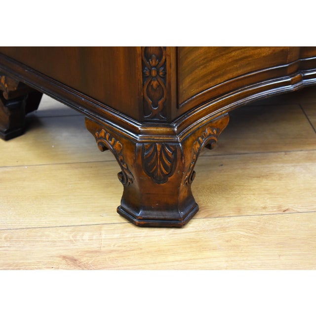 1920s George III Style Waring and Gillow Mahogany Serpentine Chest of Drawers For Sale - Image 5 of 12
