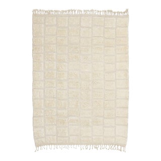 Moroccan Mrirt Hand-Knotted Wool Rug | 9'1" X 6'8" | One of a Kind For Sale