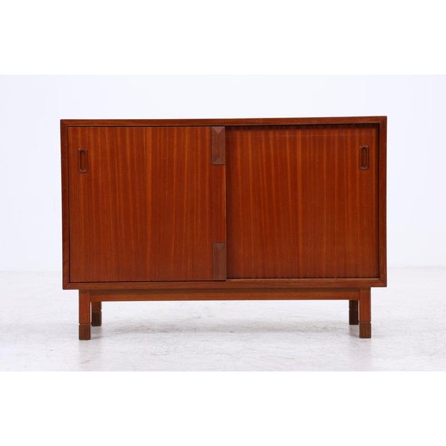 Mid-Century Mahogany Commode with Sliding Doors For Sale - Image 3 of 17