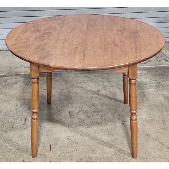 Wood Mid 20th Century Solid Maple & Tiger Maple Bench Made Round Dining Table Tavern Table For Sale - Image 7 of 9