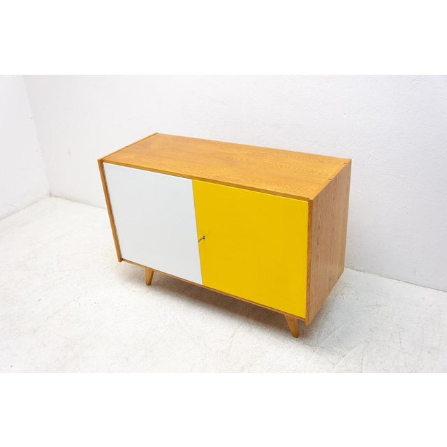 Mid-Century Czech U-450 Sideboard by Jiří Jiroutek, 1960s For Sale - Image 15 of 16