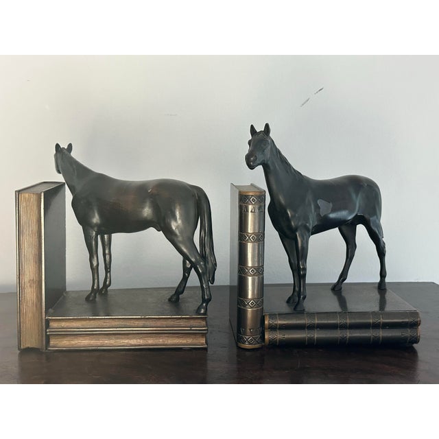 For the horse lover, a decorative pair of metal horse bookends. Very nice detail and quite heavy. These make a nice...