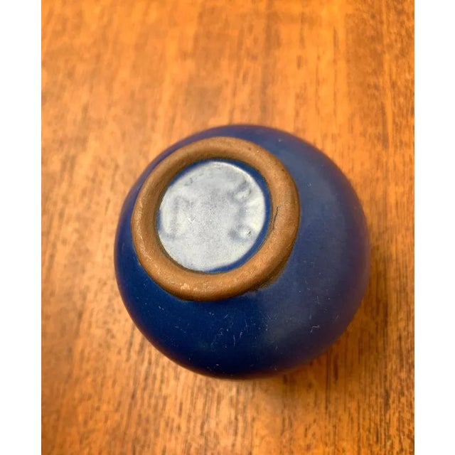 Ceramic Small Mid-Century Minimalist Studio Pottery Ball Vases by Hildegard and Peter Delius for Hamelner Töpferei, 1960s, Set of 2 For Sale - Image 7 of 12