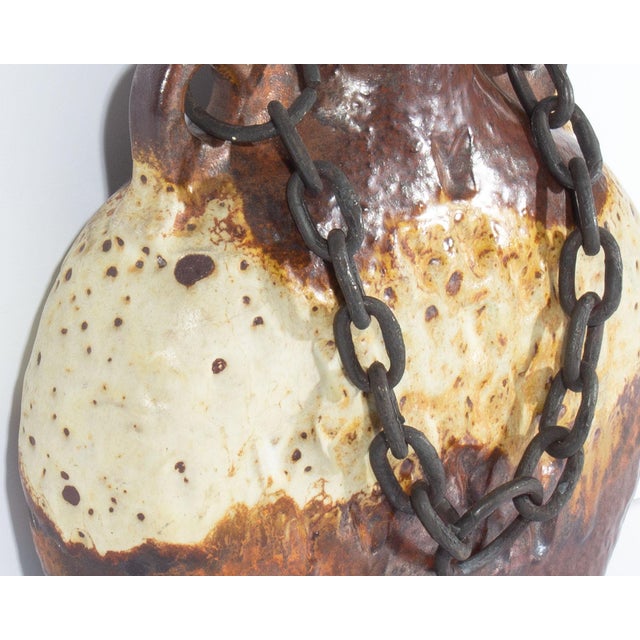 Carstens Tönnieshof “Luxus” West German Vase With Chain For Sale In Indianapolis - Image 6 of 8