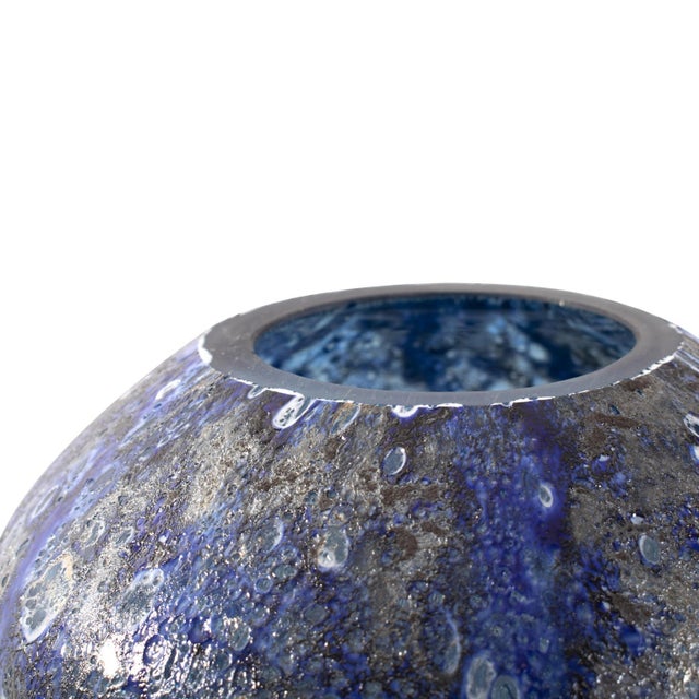 Kenneth Ludwig Chicago Zynsky Art Glass in Deep Azure Blue- Tall For Sale - Image 4 of 9