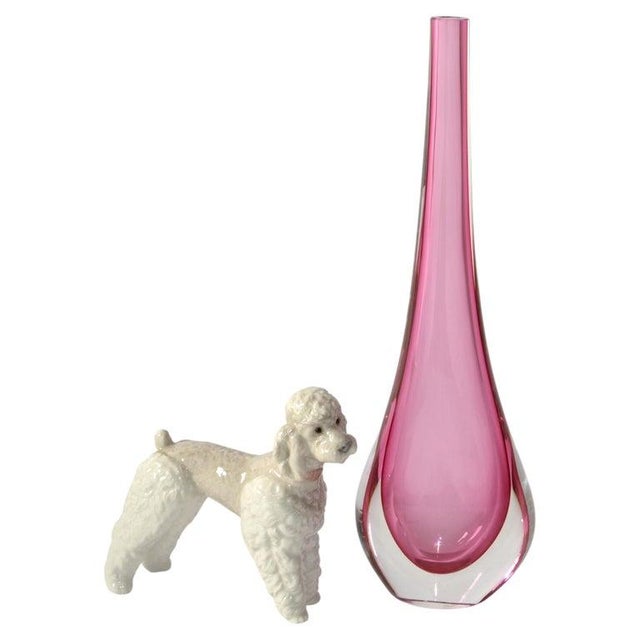 1960s Flavio Poli designed tall, narrow pink Murano glass vase with a teardrop shape made in Italy for Seguso Vetri...