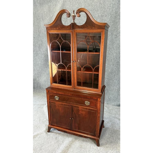 American 1960s Vintage Mahogany Bookcase For Sale - Image 3 of 11