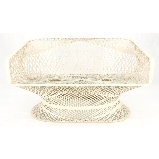 Mid-Century Modern Russel Woodard Spun Fiberglass Outdoor Sofa Frame Mid Century Modern For Sale - Image 3 of 6