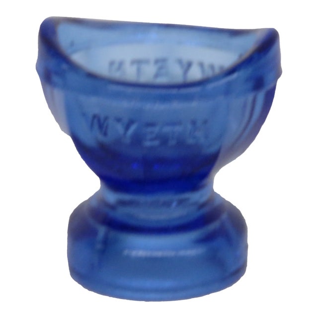1950s Wyeth Pharmaceutical Blue Glass Eye Wash Cup by Maryland Glass Corp 4528b For Sale