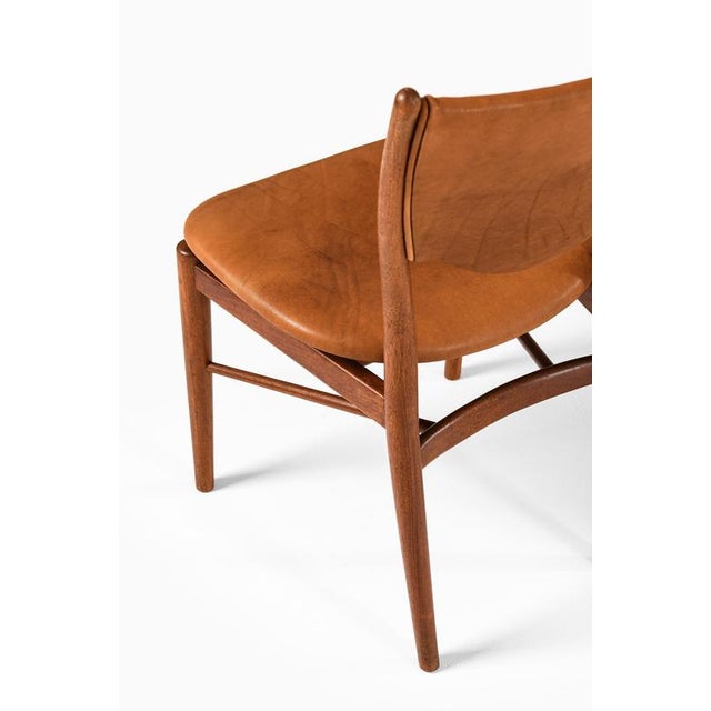 Vintage Dining Chairs in Leather and Teak by Finn Juhl, 1952, Set of 6 For Sale - Image 10 of 11