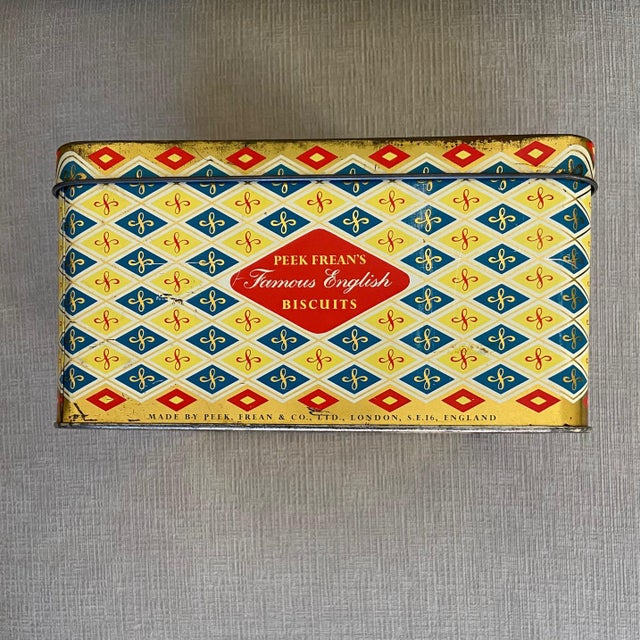 1950s 1950s Vintage Biscuit Tin For Sale - Image 5 of 11