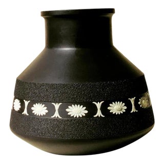 Wedgwood Black Basalt Mid Century Vase by Peter Wall For Sale