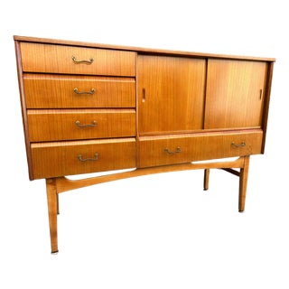 Mid Century Modern Sideboard/Credenza by Nathan For Sale