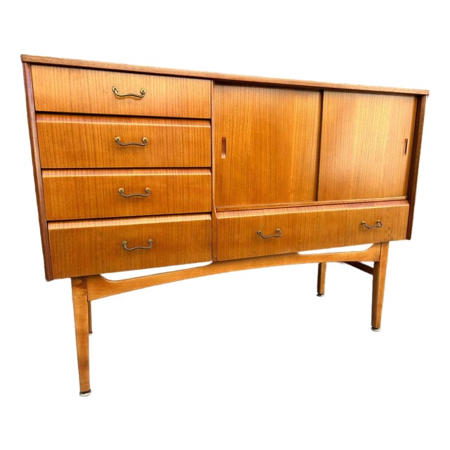 Mid Century Modern Sideboard/Credenza by Nathan For Sale