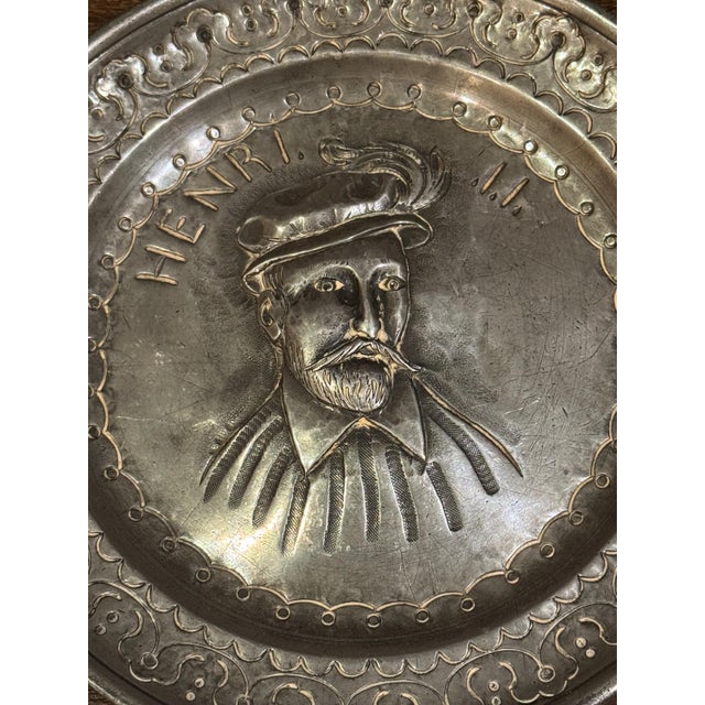 French Provincial Late 18th Century Pewter Plates feat. French King Henri II & Queen Claude For Sale - Image 3 of 10