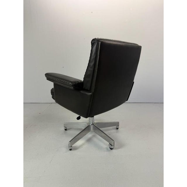 1970s DS 35 Swivel Leather Armchair from de Sede, Switzerland, 1970s For Sale - Image 5 of 11