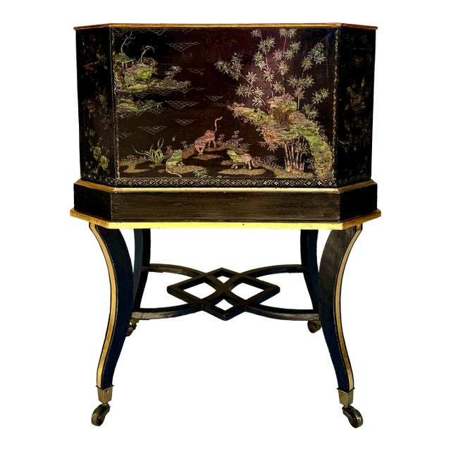 Regency Period Chinese Export Black Lacquer Jardinière With Mother-of-Pearl Inlay on Stand, Circa 1810 For Sale