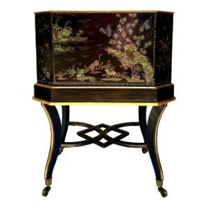Regency Period Chinese Export Black Lacquer Jardinière With Mother-of-Pearl Inlay on Stand, Circa 1810