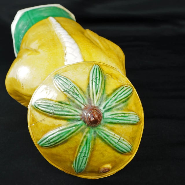 1900s Late Qing/Republic Chinese Mandarin Elderly Man Porcelain Figure For Sale - Image 9 of 11