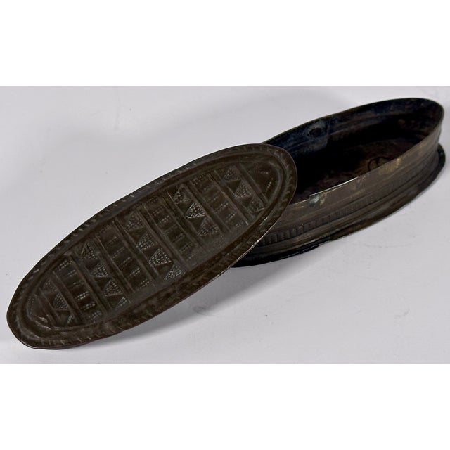 African Antique Adamphruwa Gold Dust Box c.1880 For Sale - Image 3 of 12