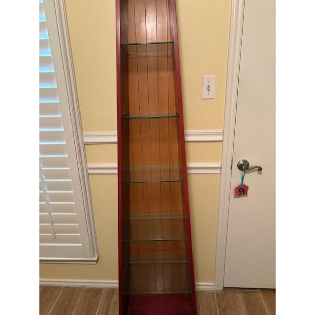 Traditional Ethan Allen Display Cabinet For Sale - Image 3 of 14