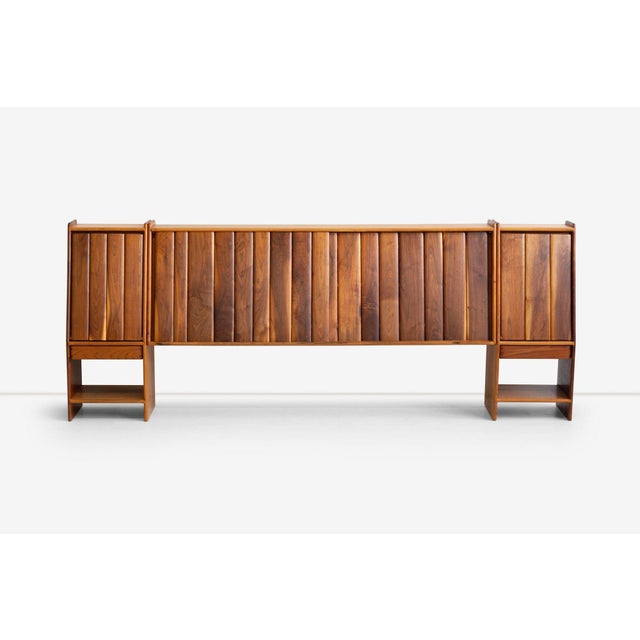 Mid-Century Modern Arthur Carpenter Espenet King-Sized Oiled Walnut Headboard 1972 For Sale - Image 3 of 12