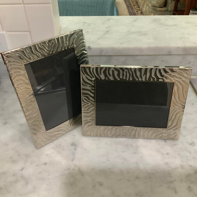 Late 20th Century Pair of Zebra‑Pattern Silverplate Frames, 5.5” X 8” With Velvet Backing. Great for Palm Beach Regency & Grandmillennial Decor - See Pics For Sale - Image 5 of 7