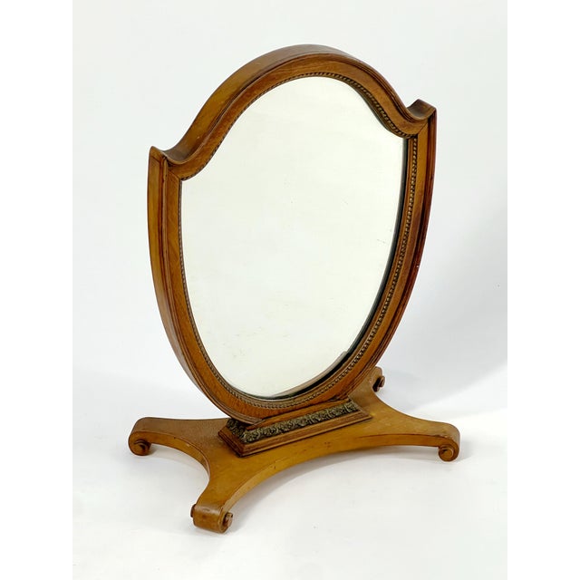 Ultra handsome antique Georgian style gentleman's table top vanity mirror. Nice antique condition with aged/distressed...