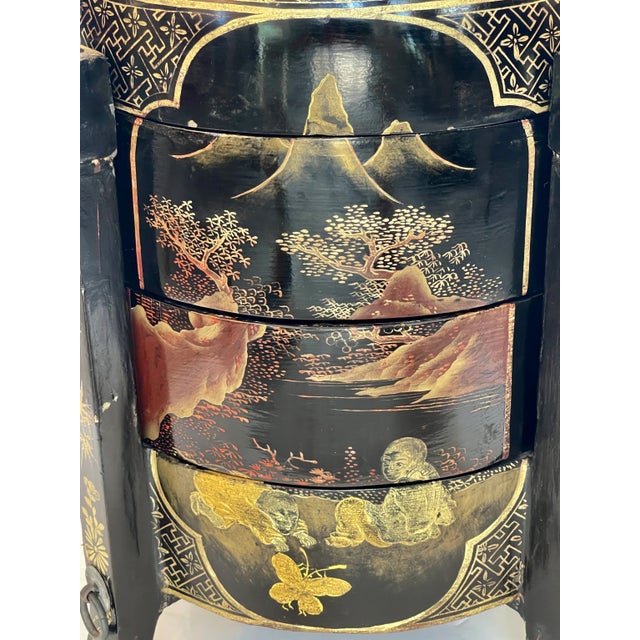Qing Dynasty Chinese Black and Gold Lacquer Multi-Tiered Wedding Box For Sale In West Palm - Image 6 of 18
