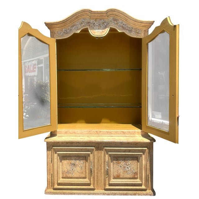 18th C Style Swedish Country Paint Decorated Showcase Display China Cabinet For Sale - Image 4 of 6