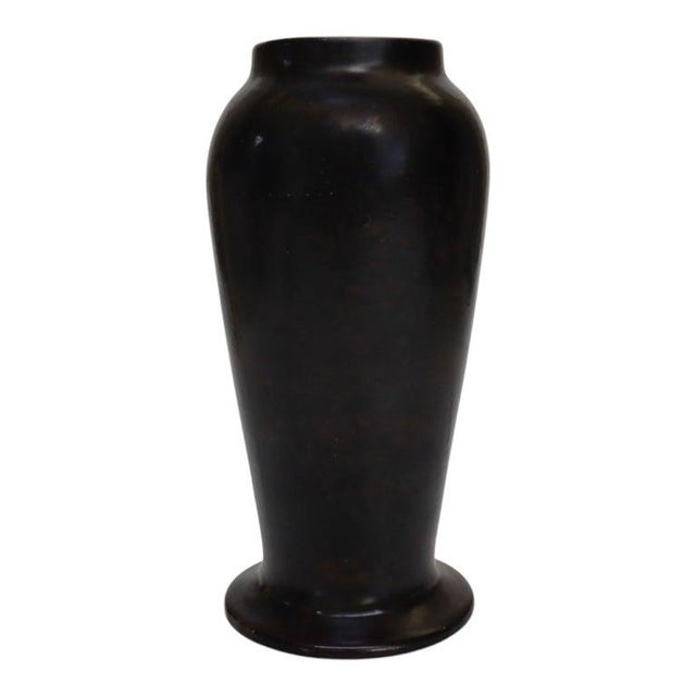 American Fulper School Art Pottery Vase With Chocolate Brown Glaze Unsigned C1920 For Sale - Image 3 of 8
