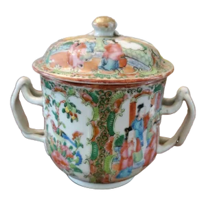 Antique Mid 19th Century Chinese Porcelain Covered Jar