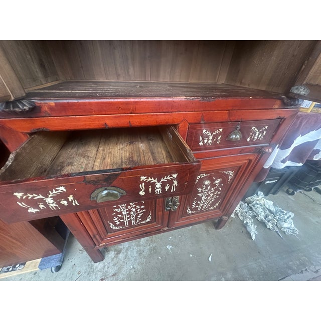 Wood Vintage Chinese Cabinet With White Floral Inlay & Mirrored Doors – Statement Piece For Sale - Image 7 of 9