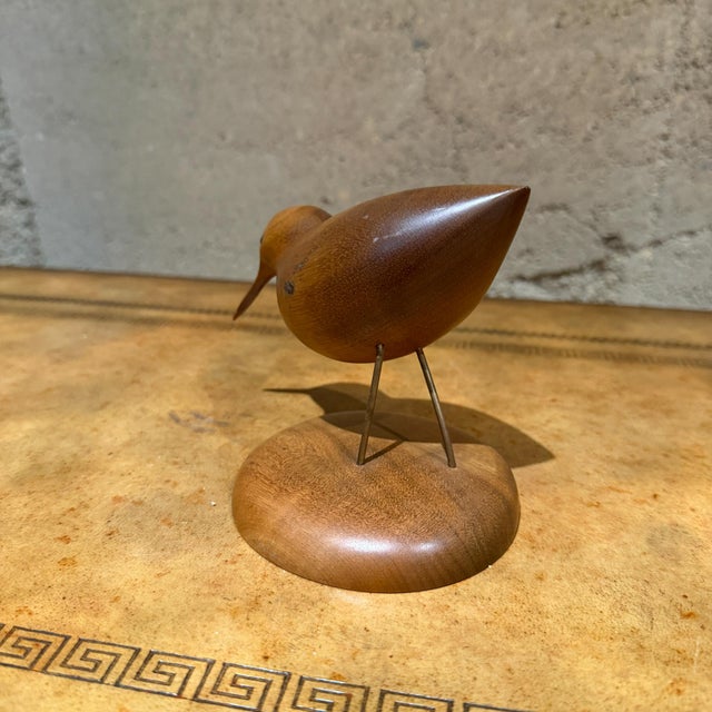 Vintage Hand-Carved Wooden Shorebird Figurine Heritage Myrtlewood For Sale In San Diego - Image 6 of 9