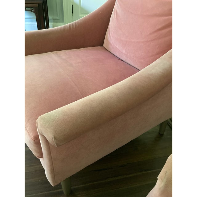 Pair of Vintage Bassett Soft Pink Velvet Club Chairs For Sale - Image 12 of 15