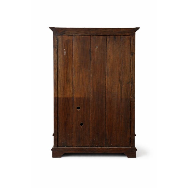 Late 19th Century American Gentleman’s Dressing Cabinet in Original Deep Brown Finish – Circa 1890–1905 For Sale - Image 10 of 11